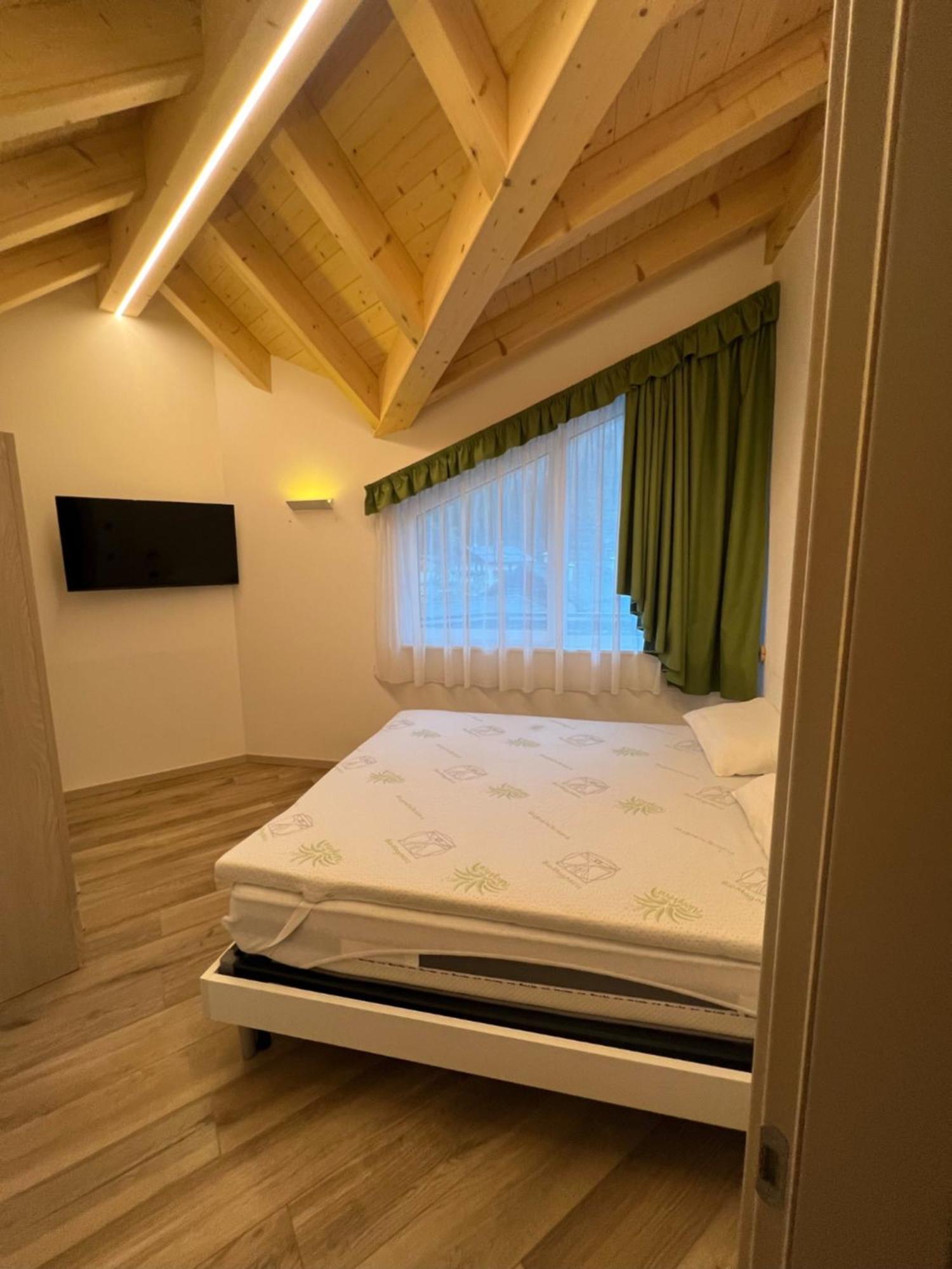 Ferienwohnung Cèsa Sot Bosch Canazei Exterior foto